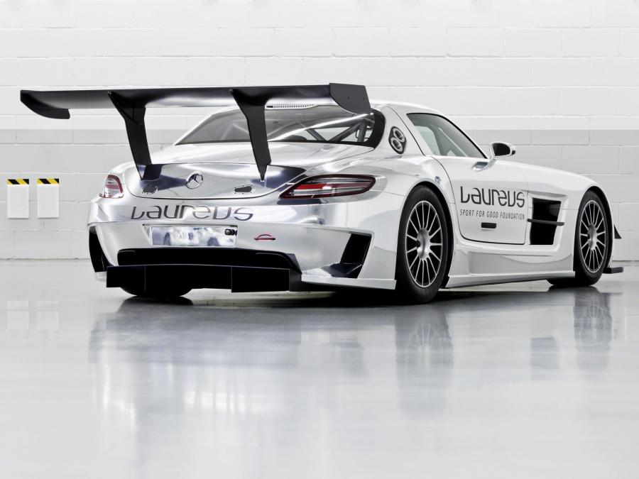  Mercedes-Benz SLS AMG GT3 2010 года  (фото 25 из 47)